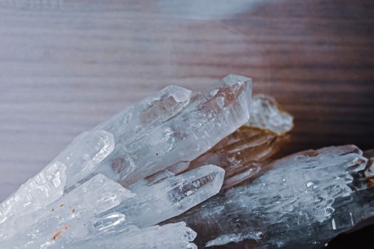 How to Identify High-Quality White quartz: Expert Guide